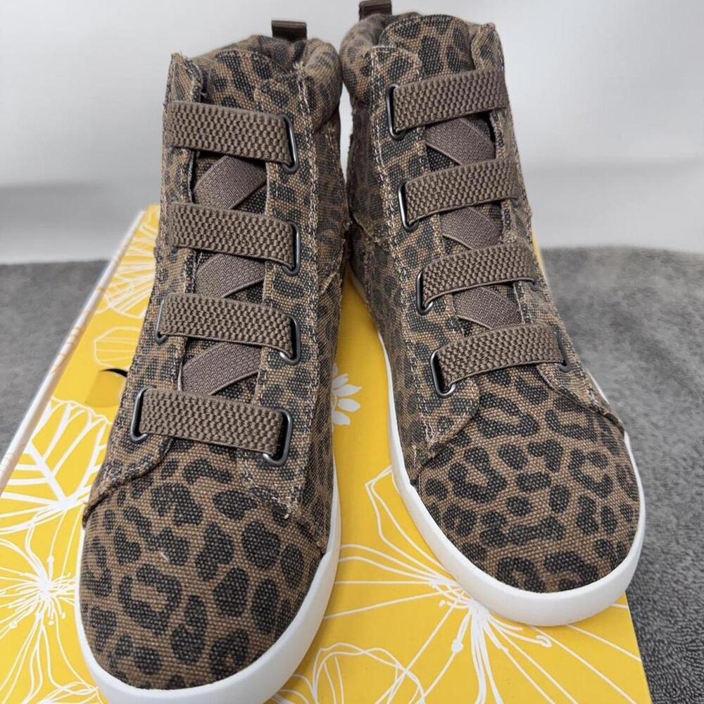 NIB‎ Yellowbox Women 7.5 High Top Sneakers Brown Leopard Print